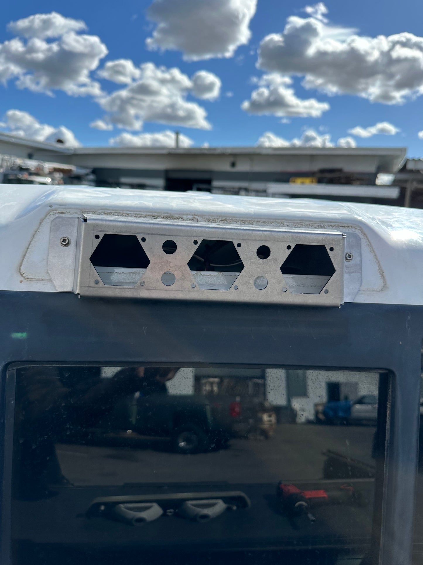 09-14/Gen1 Raptor 3rd brake light